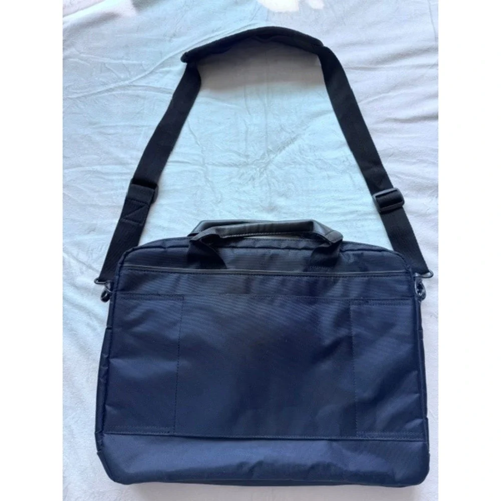 Lenovo ThinkPad Essential Laptop Messenger Bag Black Ballistic Nylon Briefcase